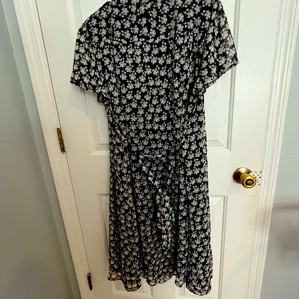 20W MSK Women navy Floral dress